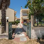 Apartamento Blue Pearl-beachfront Maisonette *