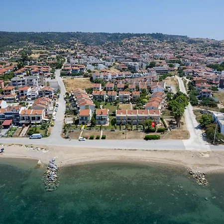 Blue Pearl-beachfront Maisonette Nikiti (Sithonia)